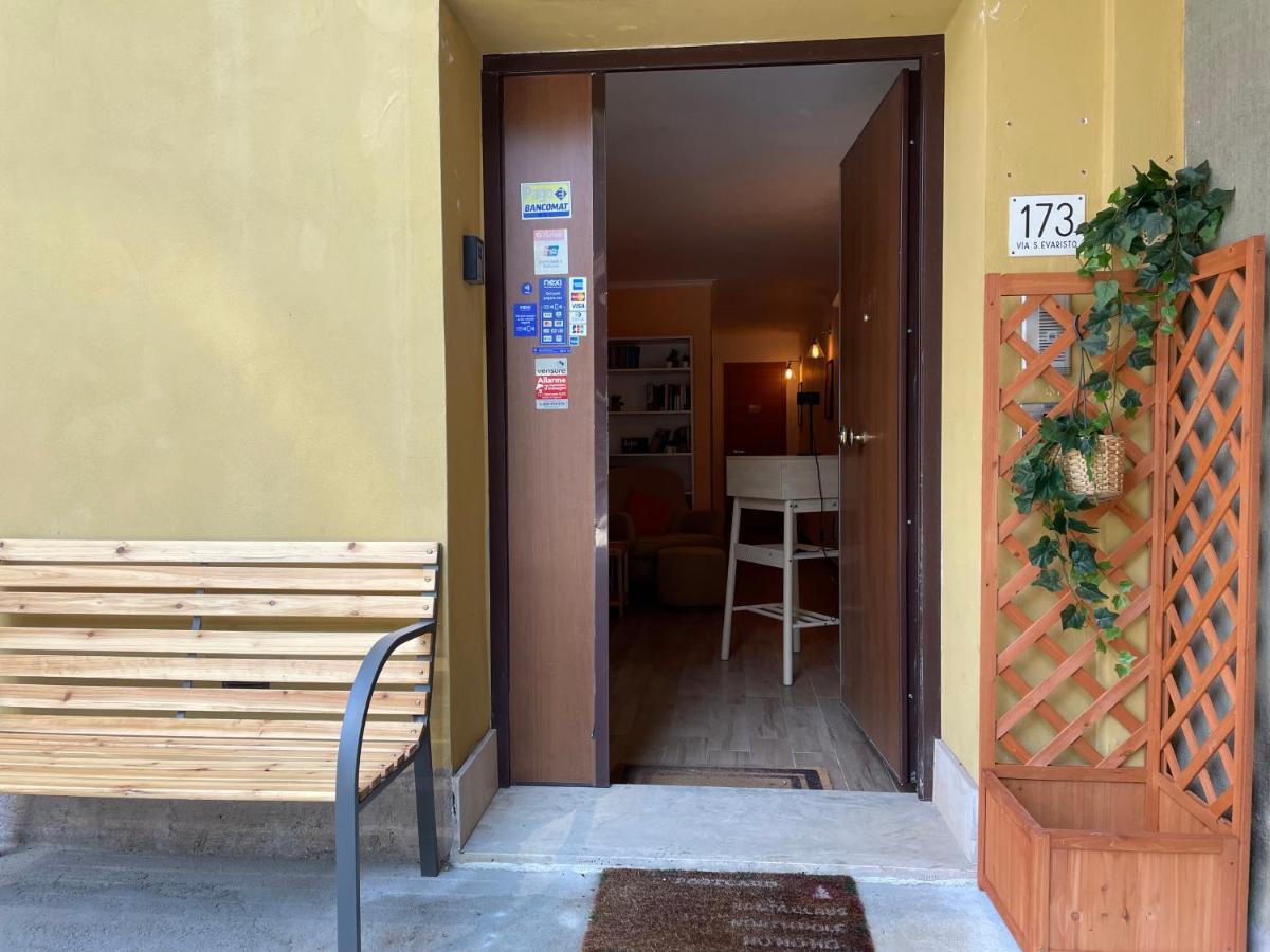 Retro Guest House Rom Exterior foto